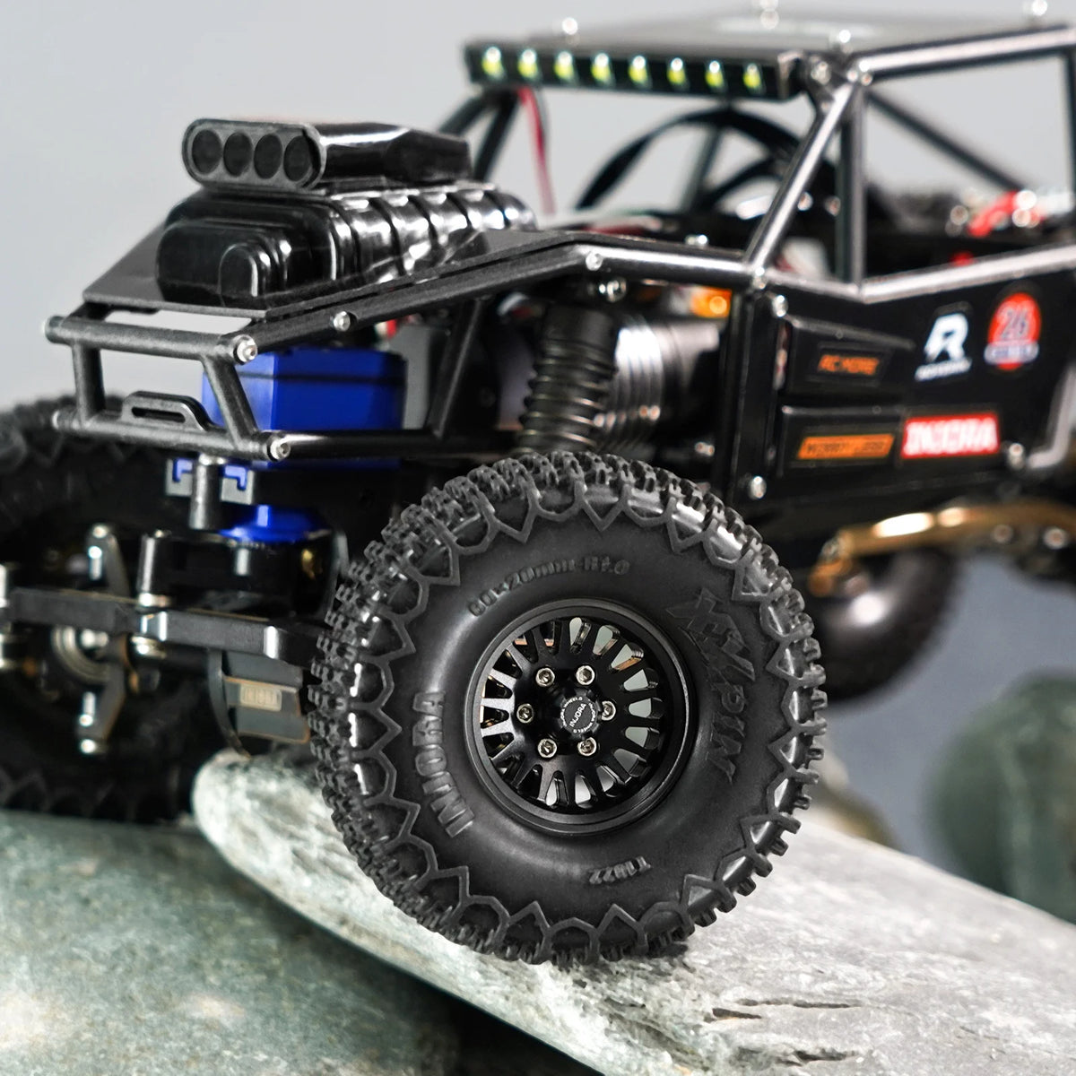 Capuchons aluminium INJORA pour écrous de roue crawler – vue produit