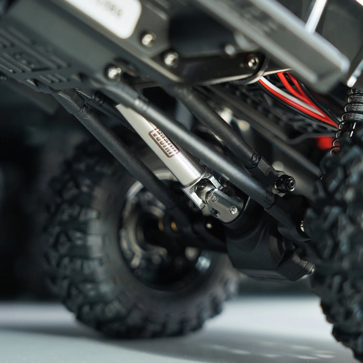 Arbres centraux INJORA acier inoxydable pour crawler 1/18 – détail