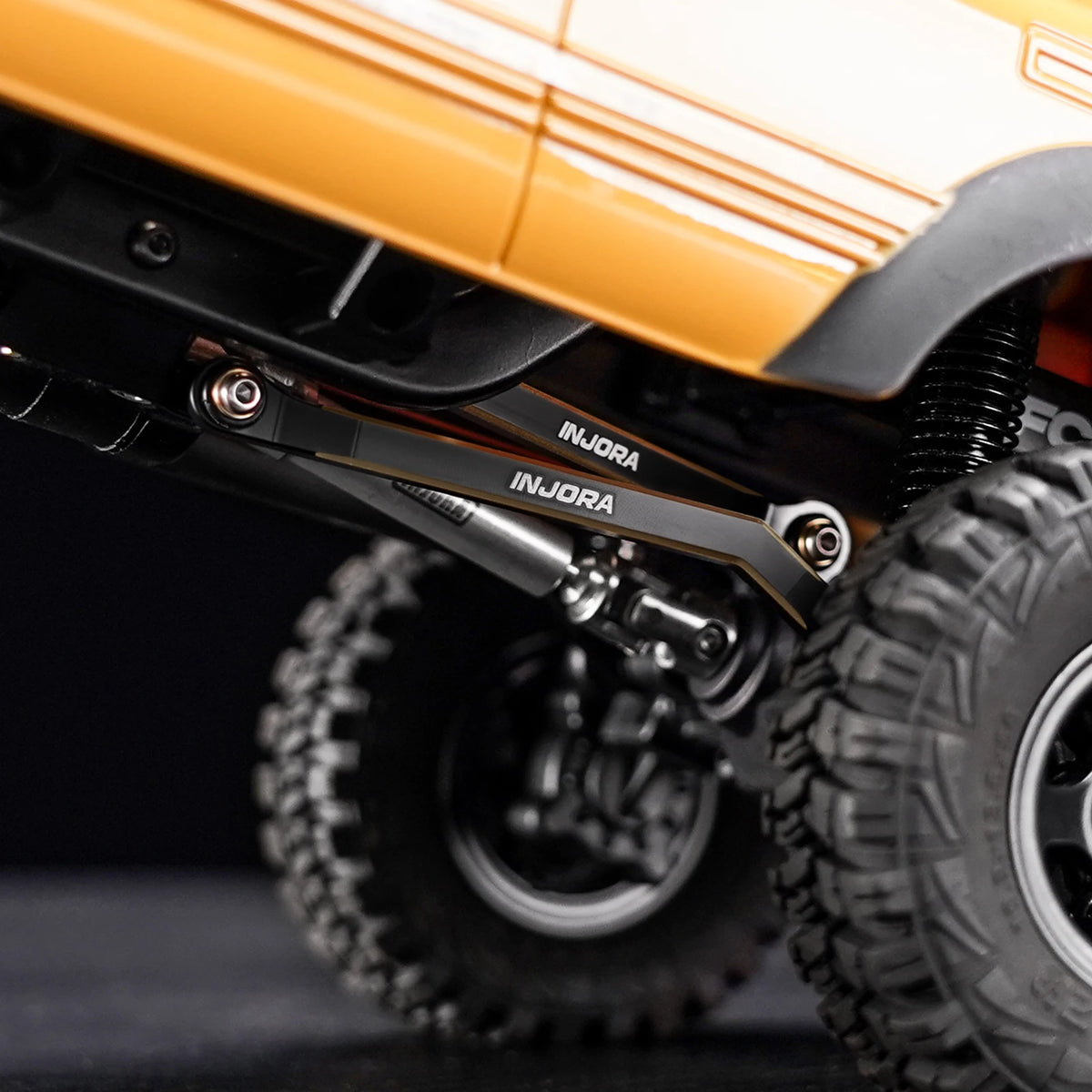 INJORA biellettes haute garde au sol crawler FCX18 LC80 – détail